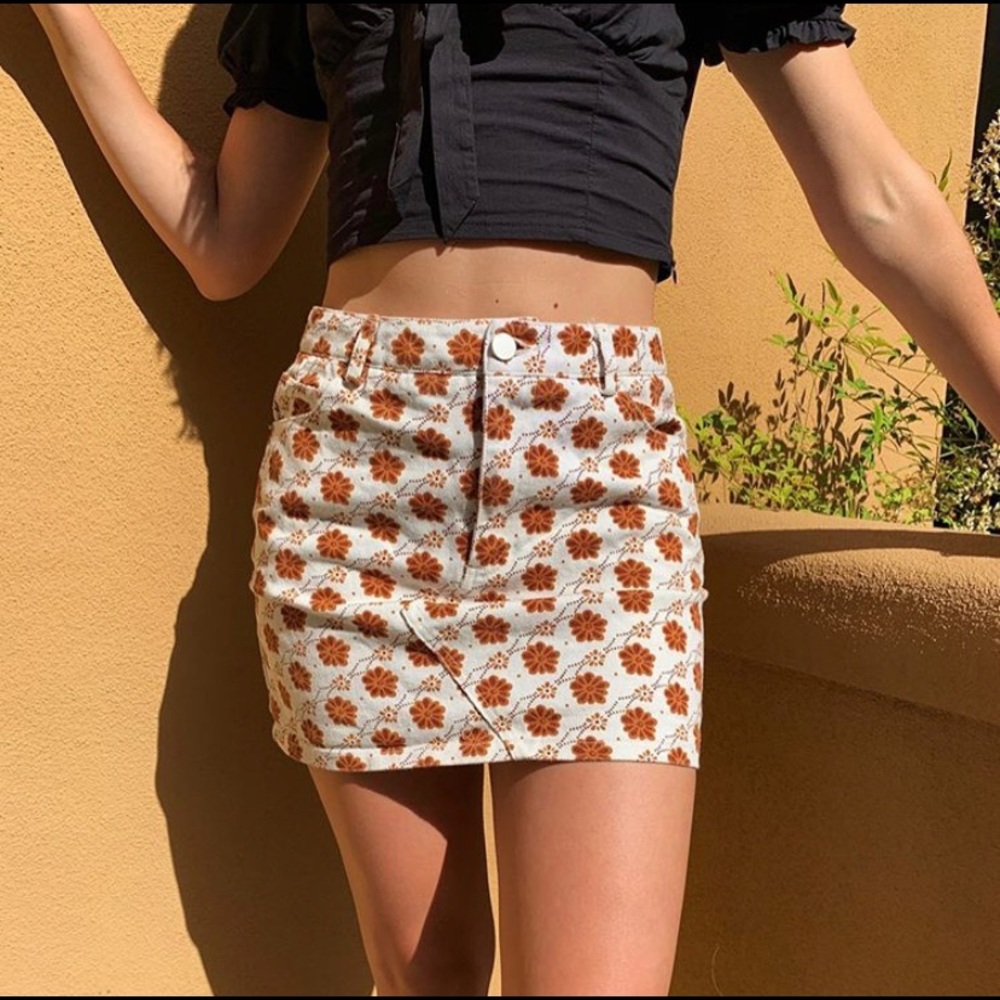 floral mini skirt🧡